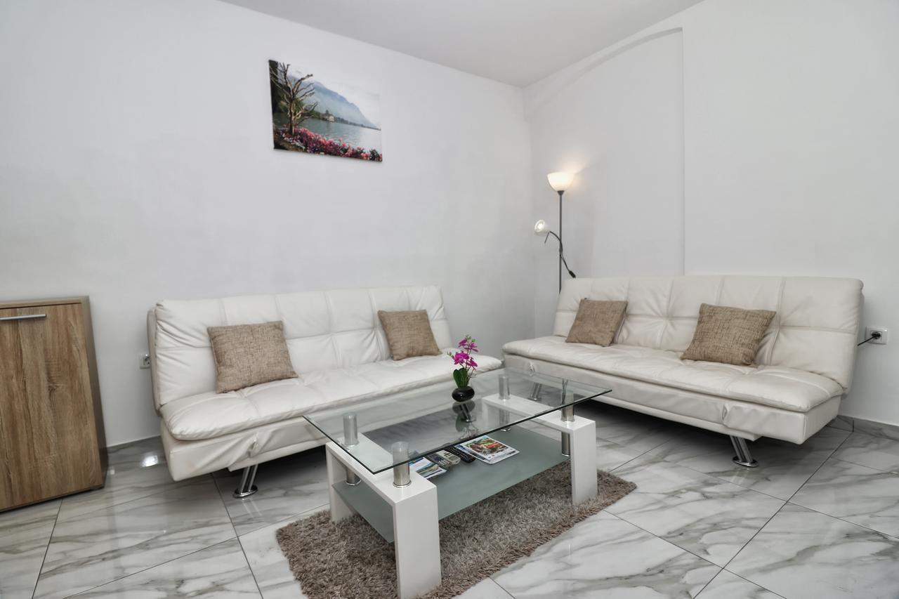 Apartments Amalia روفينج المظهر الخارجي الصورة